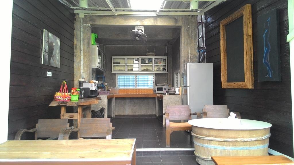 Zan Pla Nade Guesthouse Chiang Rai Exterior foto