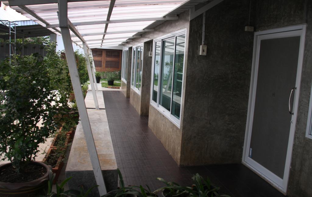 Zan Pla Nade Guesthouse Chiang Rai Exterior foto